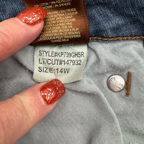 Kut From The Kloth Katy Boyfriend Medium Wash Jeans 11” Rise 29” Inseam size 14W - Picture 12 of 15